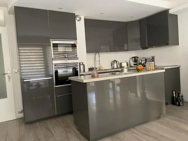 Charmant Appartement Plein Centre Saint-Tropez